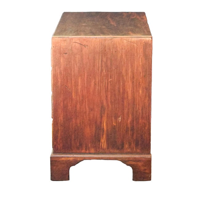 George III Bachelor's Chest of Drawers of Mahogany on Bracket Feet For Sale - Image 9 of 13