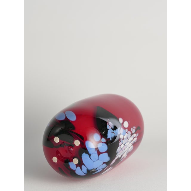 Art Glass Cherry Red Vase by Mikael Axenbrant, Sweden, 1990s For Sale - Image 16 of 18