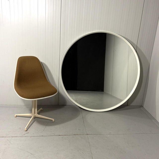 Very impressive large round wall mirror, Germany. White (off-white) wooden frame. Diameter 119,5 cm, depth 5 cm cm.