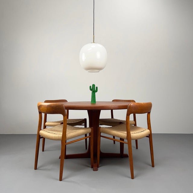 1960s Round Teak Dining Table with Extension by Svend Åge Madsen, 1960s For Sale - Image 5 of 15