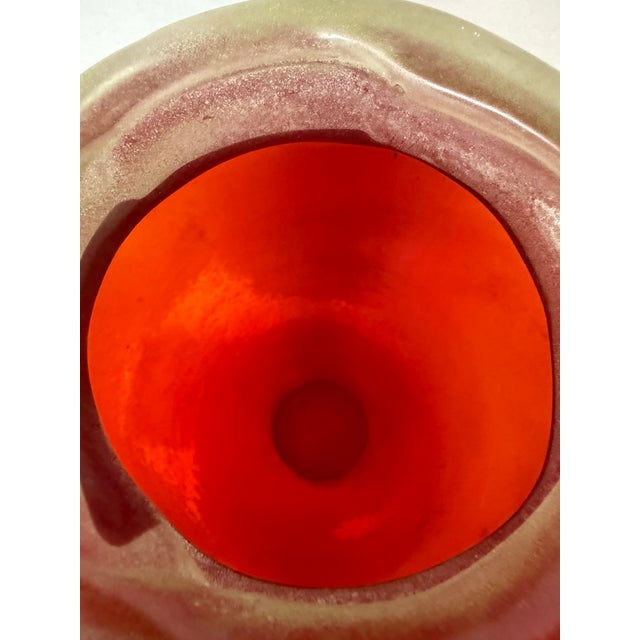 Ruby Red Murano Italy Seguso Glass Vase - Brilliant Translucent Red and Bottle Green For Sale - Image 8 of 18