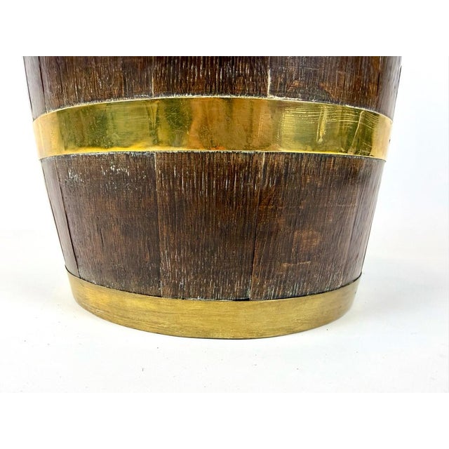 Antique Victorian Oak and Brass Barrel Umbrella Stand, 1890s, in Very Good conditions. Designed before 1890