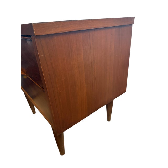 Vintage nightstand walnut grain by Harmony House. oiled, cleaned condition. wonderful two drawer stand. Nice example-...
