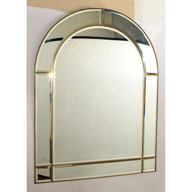 1970s 1970s Venetian Arch Shaped Beveled Glass Brass Wall Mirror Hollywood Regency For Sale - Image 5 of 14