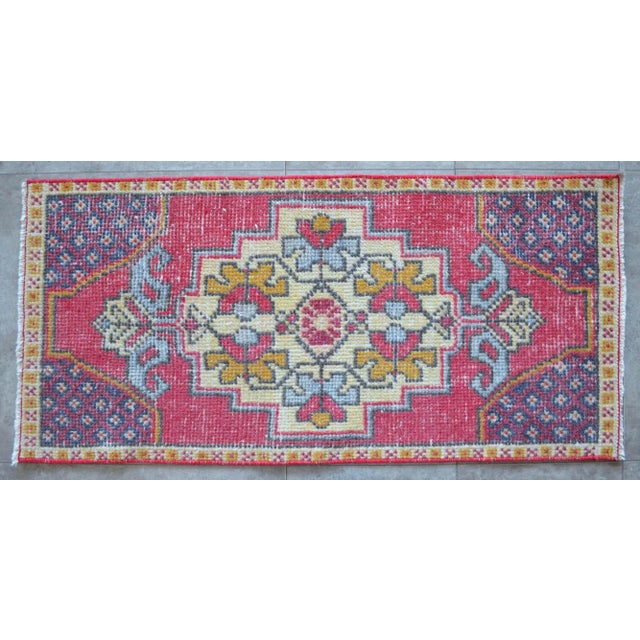 1970s 1970s Hand Knotted Small Turkish Rug - 1'7" X 3'4" For Sale - Image 5 of 5