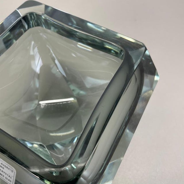 Faceted Murano Glass Diamond Sommerso Bowl, Italy, 1970s For Sale - Image 10 of 18