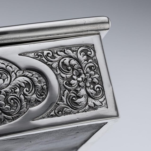 Antique Victorian Silver Cigar Box, London, 1888 For Sale - Image 9 of 18