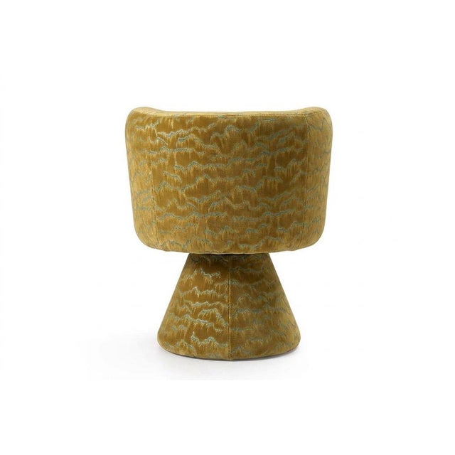 Coraje Swivel Chair by Moanne For Sale - Image 4 of 7
