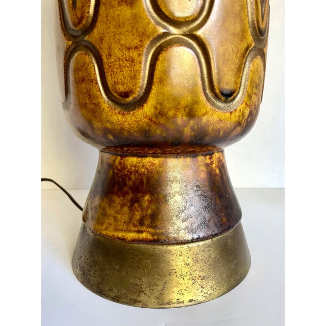 1960s Mid-Century Modern Ceramic Glazed Pottery Lamp For Sale In Los Angeles - Image 6 of 9