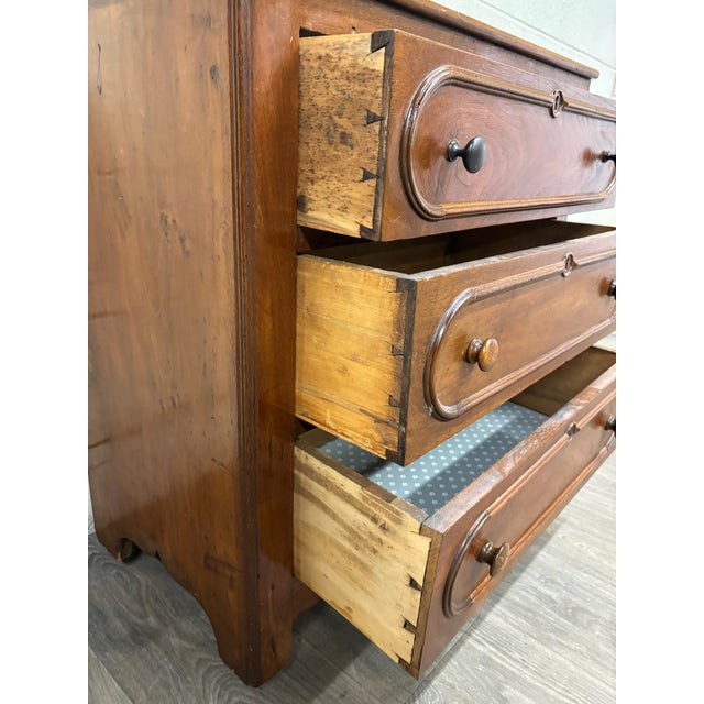 Wood Antique American Victorian Walnut Cottage Chest of Drawers Commode For Sale - Image 7 of 12