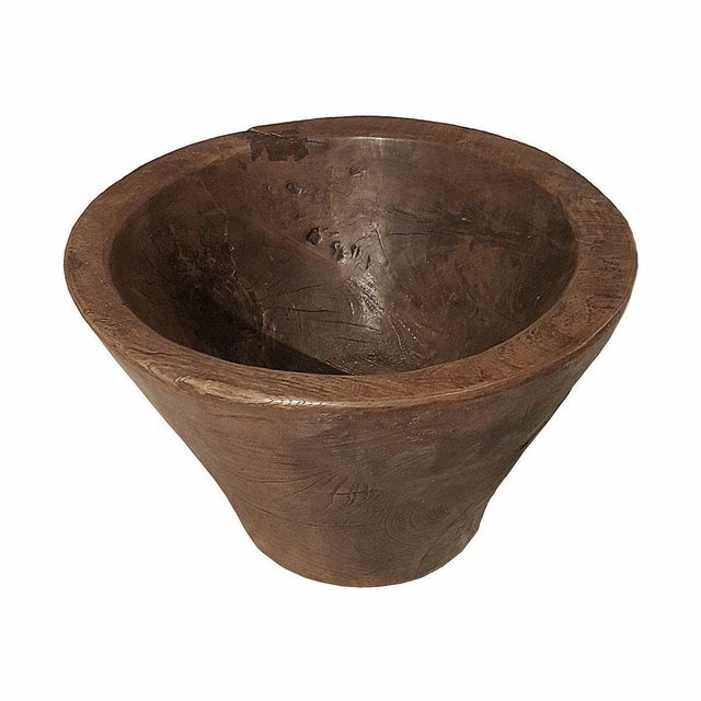 Mid 20th Century Wood Bowl / Planter from Indonesia, Hand Carved, Mid-20th Century For Sale - Image 5 of 9