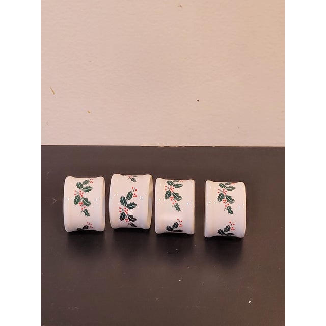 1970s 1970s Napkin Ring Holiday Holly Ribbon Set of 4 International Bone China Porcelain For Sale - Image 5 of 7