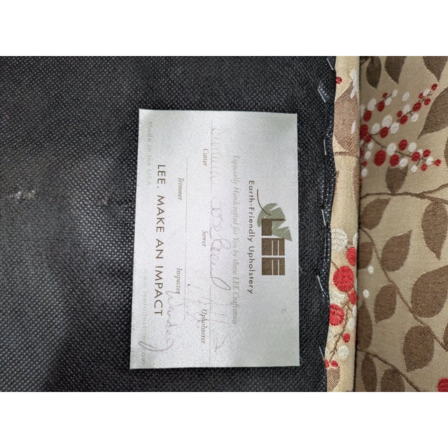 Traditional Lee Industries 3018-01 Tall-Back Upholstered Accent Chair For Sale - Image 3 of 5