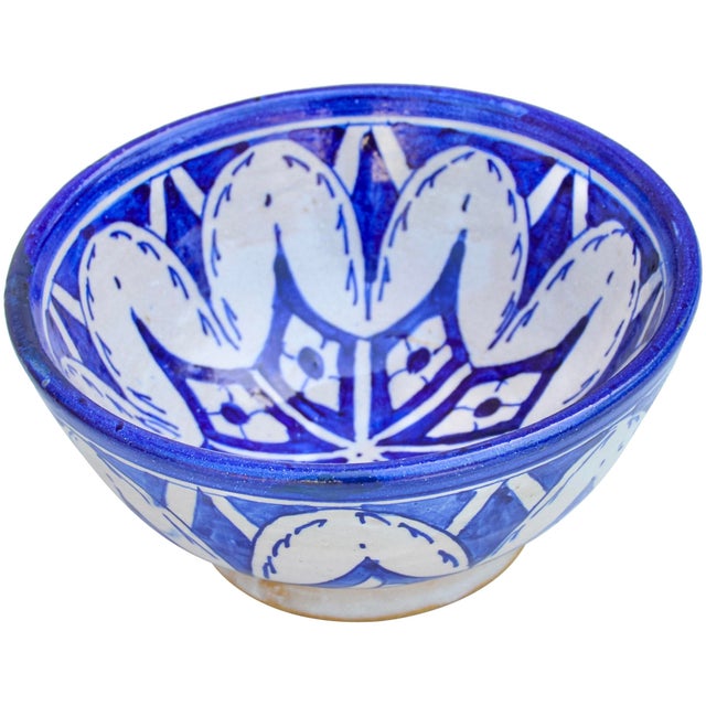 Moroccan Mid 20th Century Blue Moorish-Patterned Ceramic Decorative Bowl For Sale - Image 3 of 7