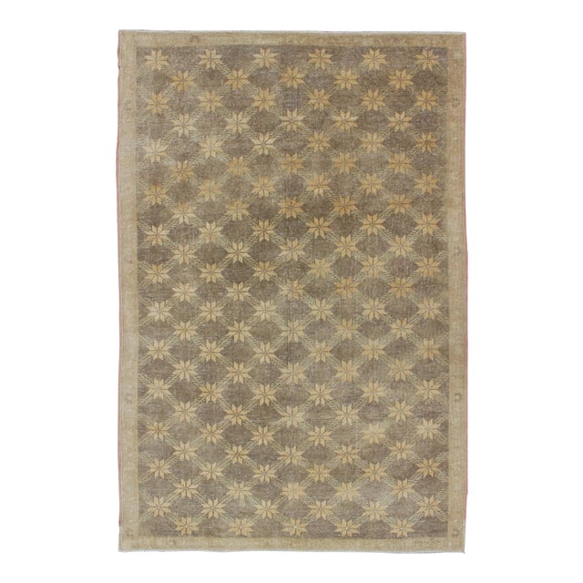 Midcentury Vintage Turkish Oushak Rug With Floral or Star Lattice Pattern For Sale