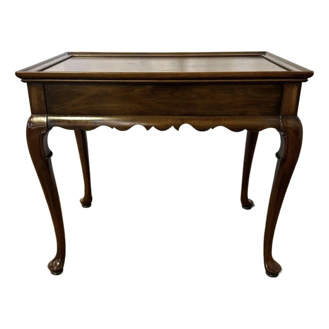 1981 Ethan Allen Georgian Court Queen Anne Cherry Tea Table With Pull Out Trays For Sale
