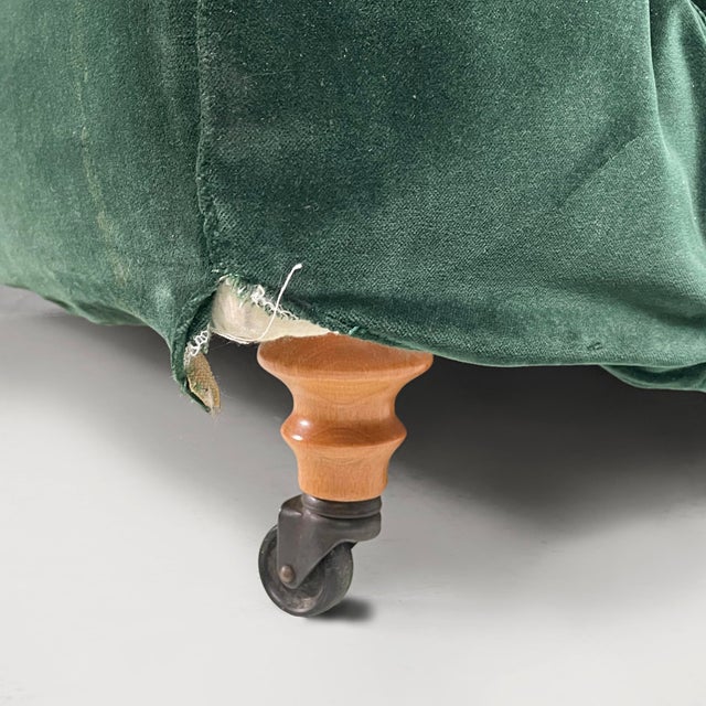 Italian Modern Raffle Green Velvet Sofa by Vico Magistretti for De Padova, 1990s For Sale - Image 16 of 18