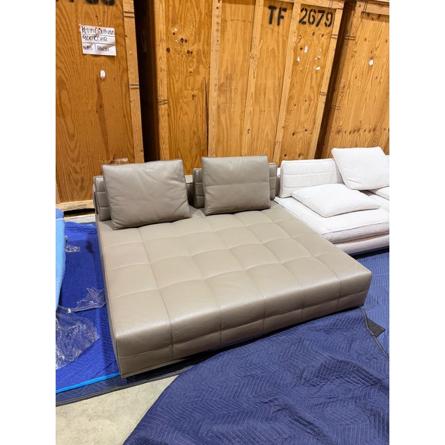 Minotti Lawrence Seating System For Sale - Image 12 of 18