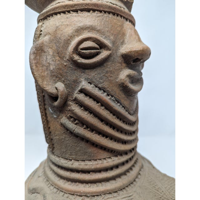 Sculpture Materials Rare Terracotta Yoruba Tribe Osun Shrine Jar (C. 1910s-1940s) For Sale - Image 7 of 13