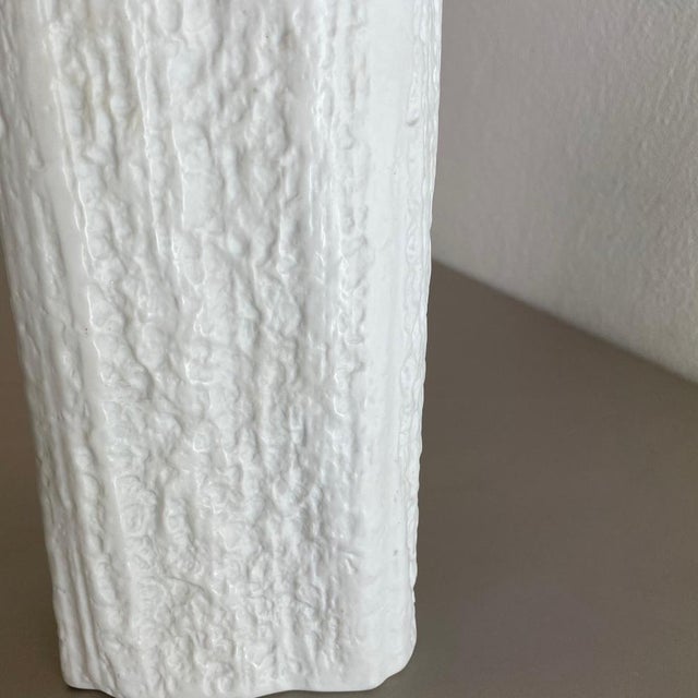 Op Art Vase attributed to Martin Freyer for Rosenthal, Germany, 1970s For Sale - Image 13 of 18