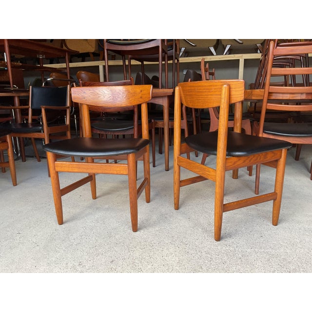 Vintage Dining Chairs in Oak by Karl Anderson for Børge Mongensen, 1960, Set of 8 For Sale - Image 9 of 18