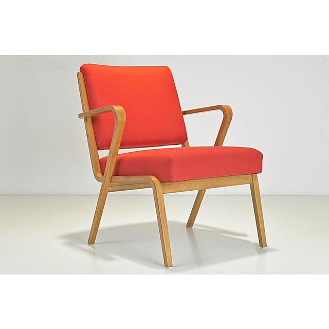 The delicate armchair by Bauhaus artist Selman Selmanagić demonstrates the new dimension of living spaces in post-war...