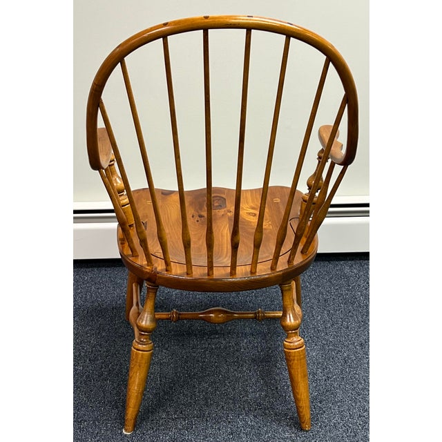 1980s Ethan Allen Country Craftsman Bowback Windsor Armchair For Sale - Image 5 of 11