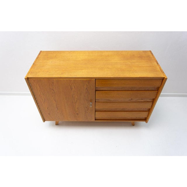 1960s Mid-Century Chest of Drawers U-458 attributed to Jiri Jiroutek, Czechoslovakia, 1960s For Sale - Image 5 of 18