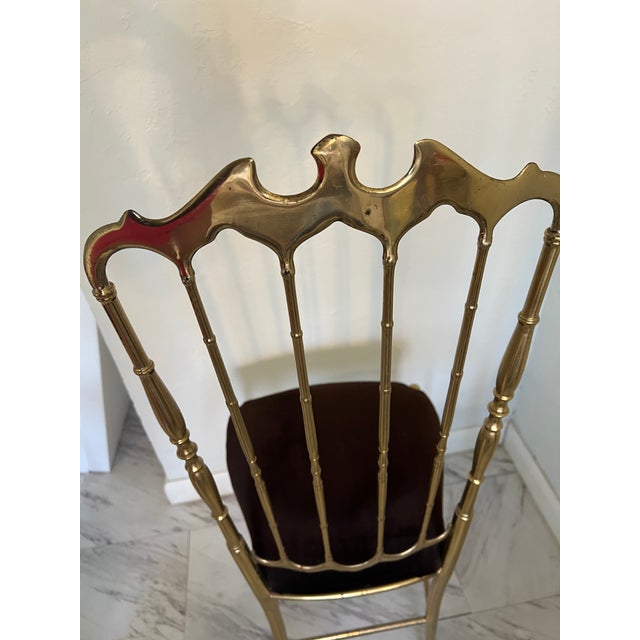 Pair of Vintage Italian Brass Chiavari High-Back Opera Chairs, 1960s — Palm Beach Estate For Sale - Image 4 of 12