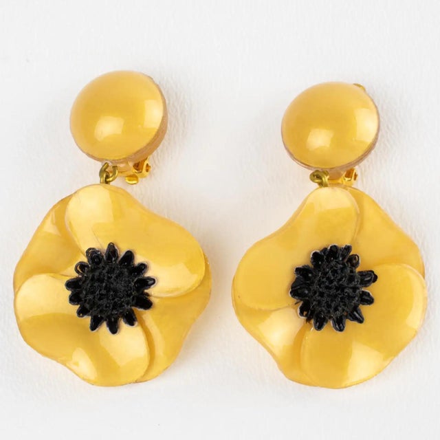Yellow Cilea Paris Dangle Resin Clip Earrings Yellow Poppy Flower For Sale - Image 8 of 8