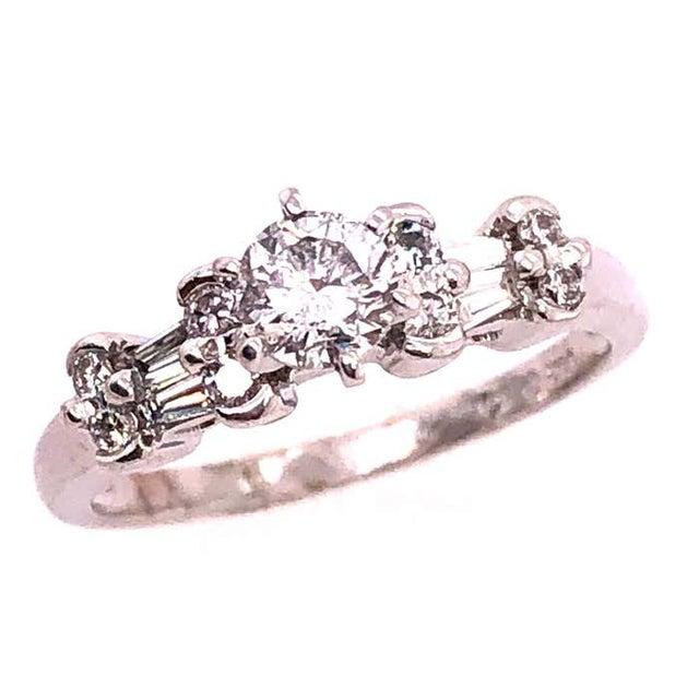 14 Karat White Gold Diamond Engagement Ring 1.30 Total Diamond Weight, Size 7.25 For Sale - Image 11 of 12