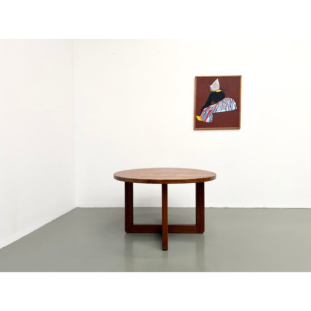 Modern Vintage Round Table in Elm, 1950s For Sale - Image 3 of 18