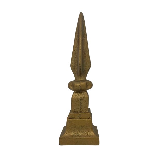 Contemporary Decorative Cast Iron Gold Painted Arrow Finial For Sale - Image 4 of 13