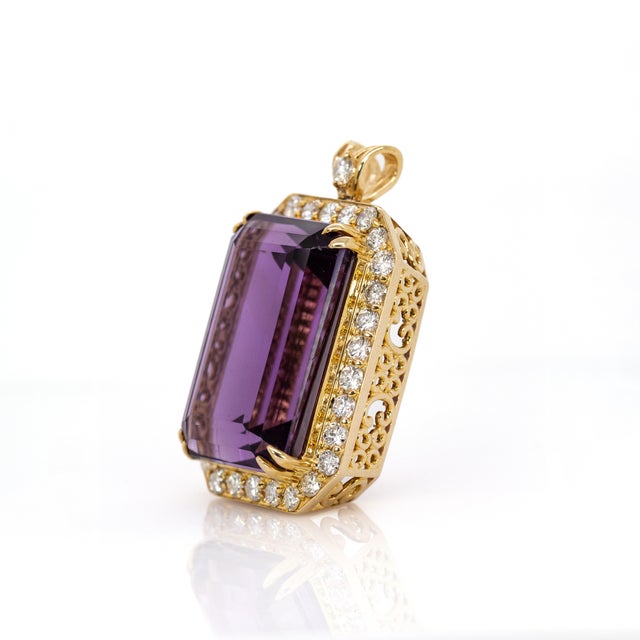 Art Deco 27.5x18.5mm, 22cts Amethyst Pendant W Earth Mined Diamond Halo in Solid 14k Gold For Sale - Image 3 of 6