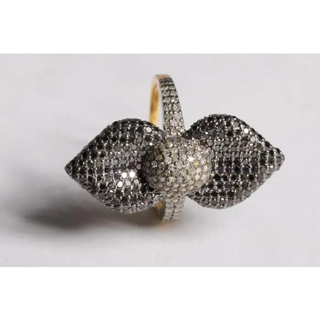 Black and White Diamond Ring, Size 7 For Sale - Image 4 of 5
