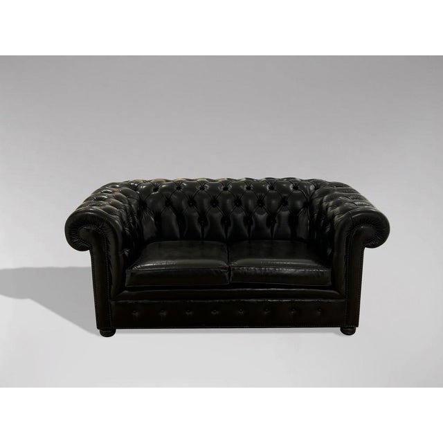 Animal Skin Black Leather Chesterfield 2-Seater Sofa, 1960s For Sale - Image 7 of 8