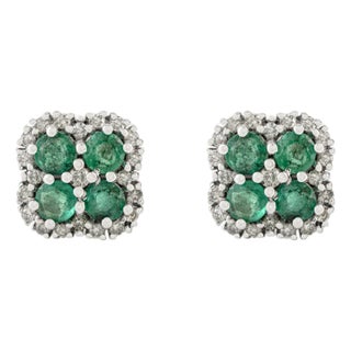 A Pair of 925 Sterling Silver Round Cut Emerald Cluster Stud Earrings by Cara&her For Sale