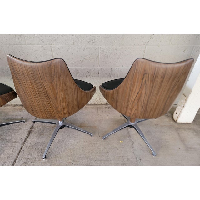 Space-Age Mid-Century Modern Dinette / Dinging Set by Virtue For Sale - Image 17 of 18