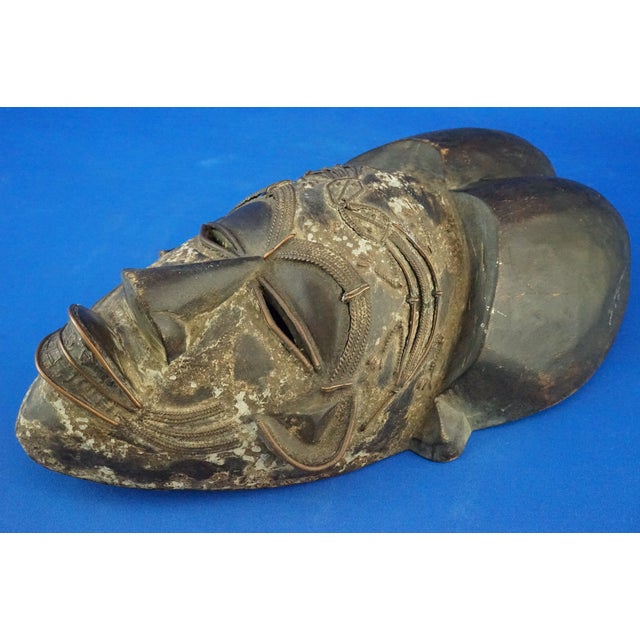 Antique African Ethnic Tribal Mask in Wenge Wood and Copper, 1890s For Sale - Image 12 of 18