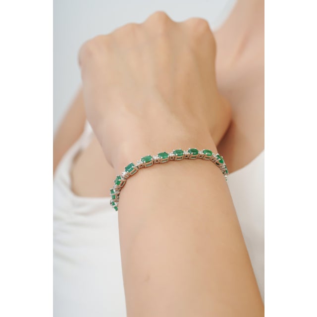 Emerald Jardin De Deco Style 8.75 Ct Oval Emerald & Diamond Fine Tennis Bracelet 7 Inch For Sale - Image 8 of 11