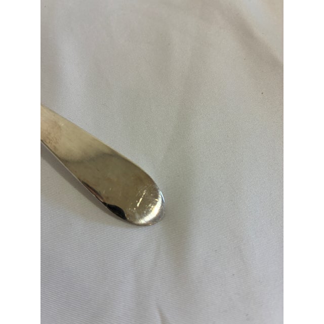 Art Deco Vintage Wm Rogers Silverplate Pierced Tomato Server Spoon For Sale - Image 3 of 9