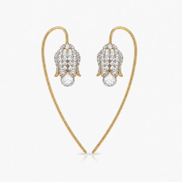 Silver, gold Lily flower earrings with rock crystal briolettes. Lily flower earrings. Rock crystal earrings. White flower...