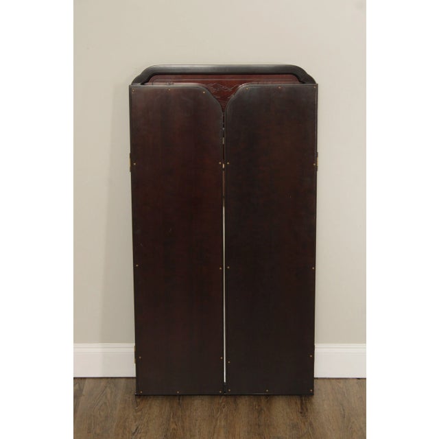 Drexel Heritage Chinoiserie Carved 'Connoisseur' Trifold Dresser Mirror For Sale - Image 12 of 12