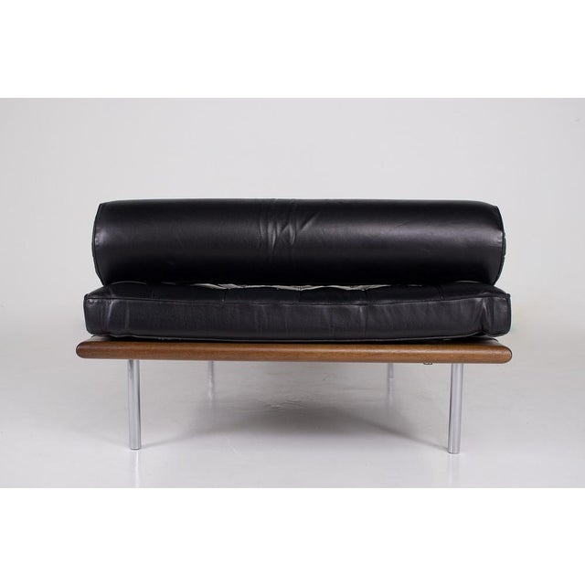 2000 - 2009 Vintage Barcelona Daybed in Black Leather by Mies Van Der Rohe for Knoll, 2000s For Sale - Image 5 of 16