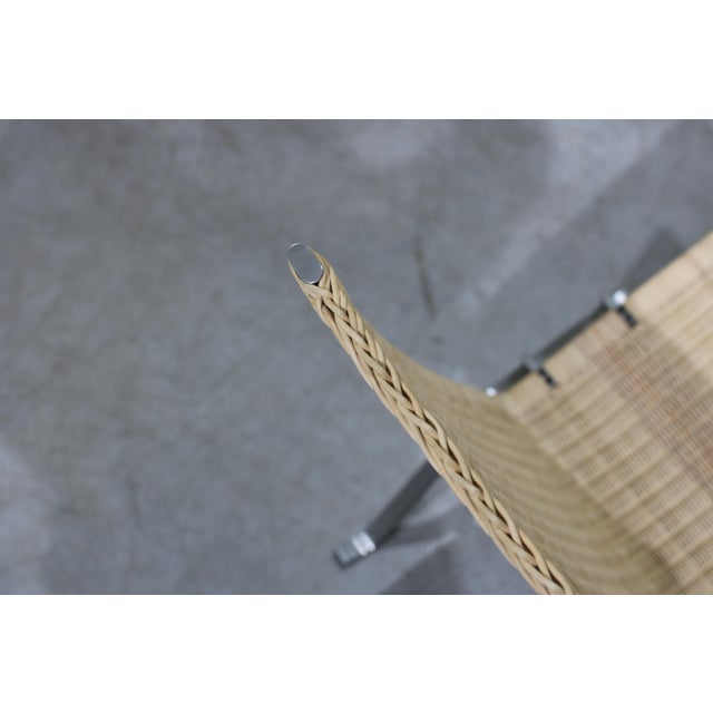 The PK22 Lounge Chair by Poul Kjærholm for Fritz Hansen is a landmark of Danish modern design, originally introduced in...