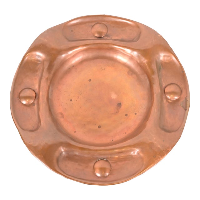 Gustav Stickley Signed Hammered Copper Ashtray or Catchall, Circa 1910 For Sale