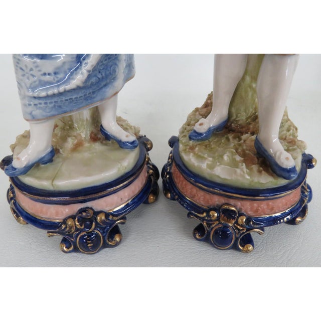 Porcelain Continental Couple Pair of 2 Figurines 18th Century Style Attire 5069b For Sale - Image 14 of 17
