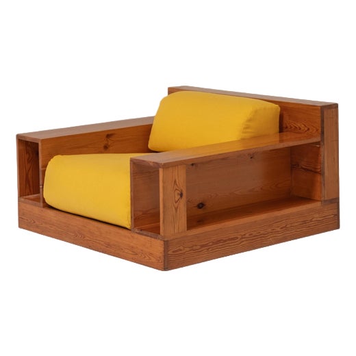 Mid-Century Modern Italian Lounge Chair with Wood Frame and Yellow Upholstery, 1970s For Sale