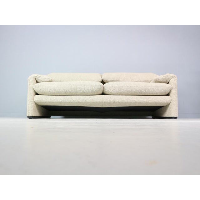 Maralunga 2-Seater Sofa by Vico Magistretti for Cassina, 1970 For Sale - Image 3 of 15