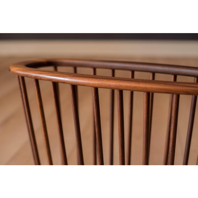 Wood Mid Century Modern Solid Walnut Spindle Magazine Rack Stand by Arthur Umanoff For Sale - Image 7 of 8
